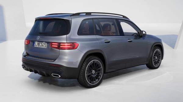 Mercedes-Benz GLB 2023 facelift: fresh tech for seven-seat SUV